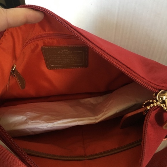 COACH SAWYER CROSS BODY BAG NWT - Picture 3 of 6